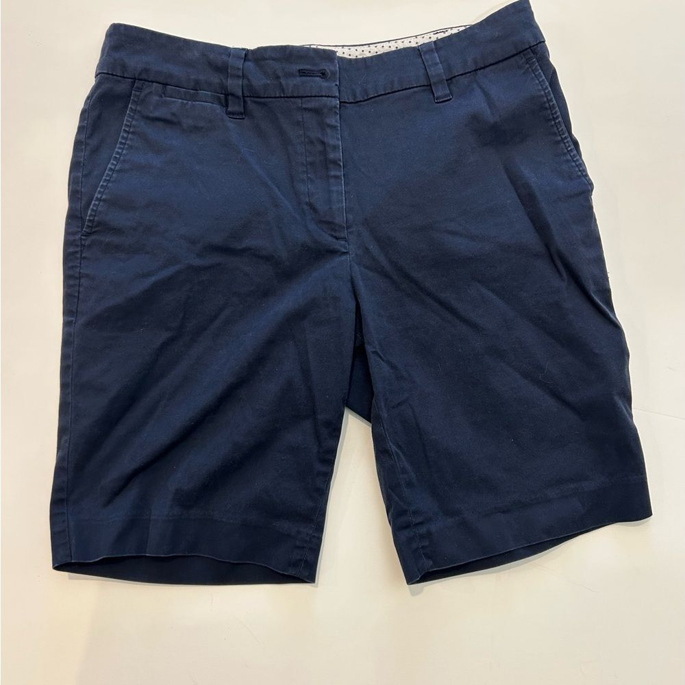 Talbots Women's “The Perfect Shorts” size 6 P Navy Blue 29X9.5 stretch